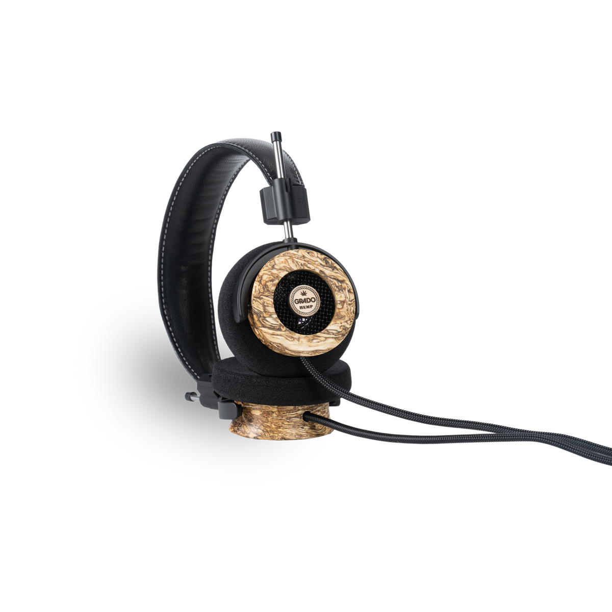 Grado Hemp, lying on its side with the cable