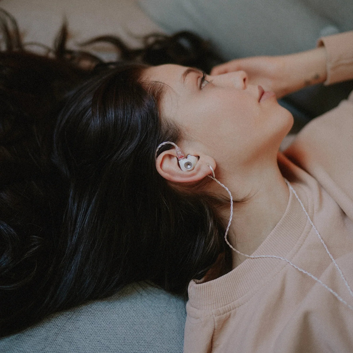Meze Audio ALBA, worn by a listener