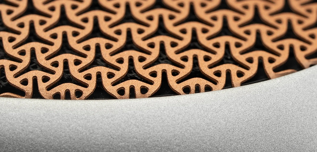 Meze Audio POET, close up of the copper grille