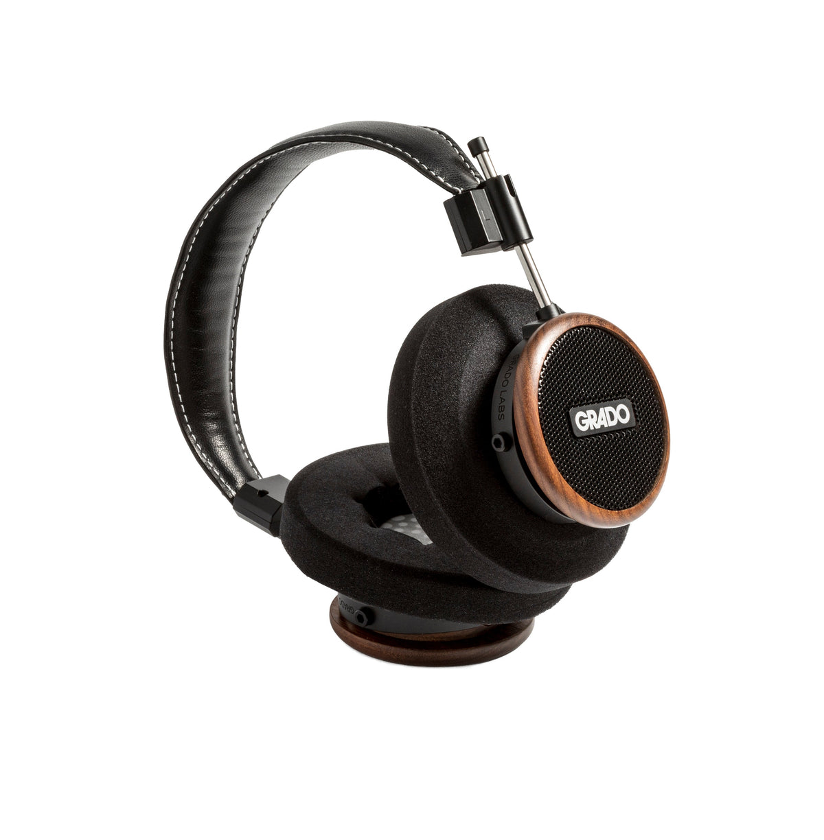 Grado Signature S550, lying on its side