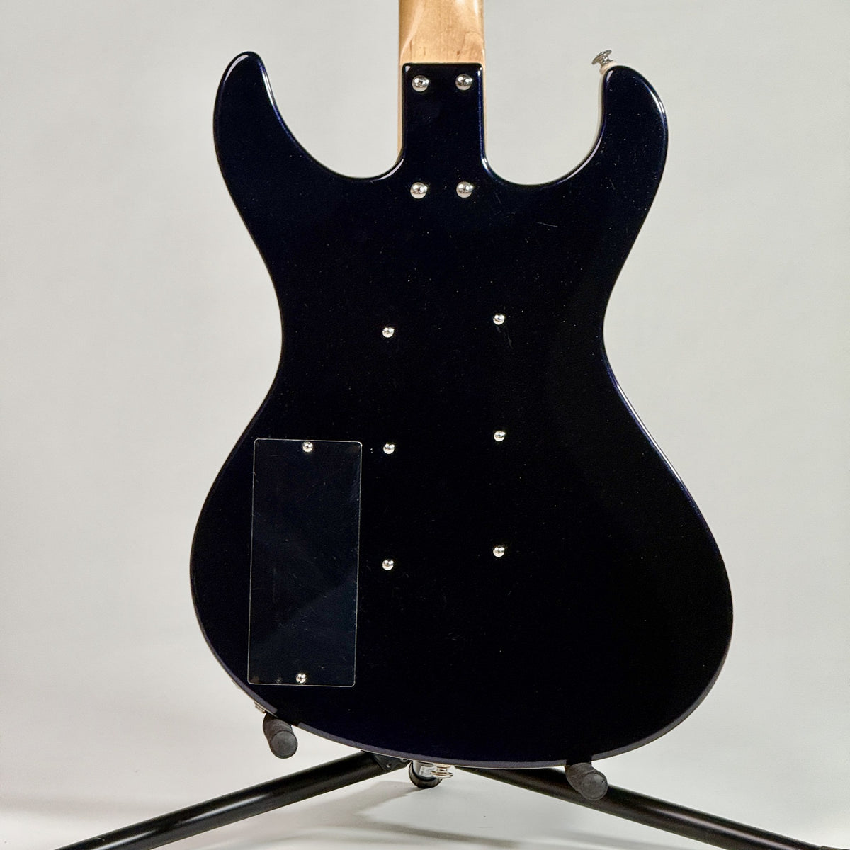 Used Danelectro Hodad bass in Blue Metalflake, back of the body