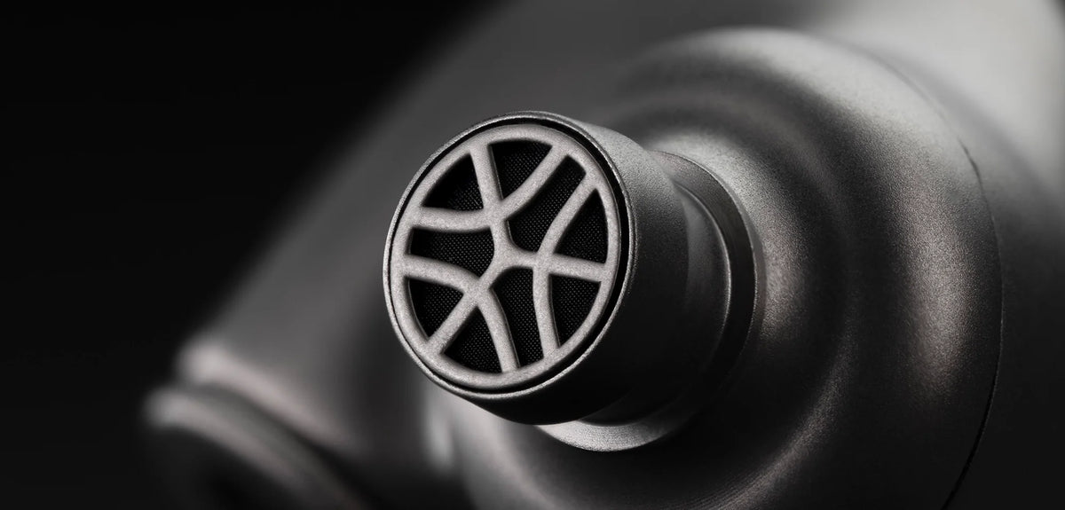 Meze Audio ASTRU, close up of the nozzle