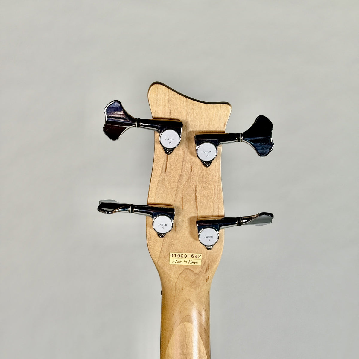 Used Danelectro Hodad bass in Blue Metalflake, back of the headstock